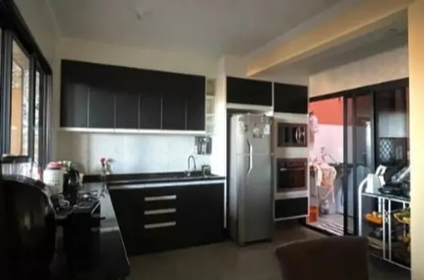Sobrado com 3 quartos sendo 1 suíte - 150m² (possui um ponto comercial) - Foto 2