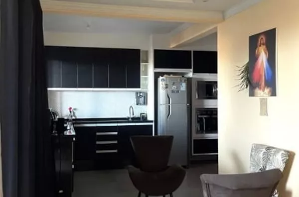 Sobrado com 3 quartos sendo 1 suíte - 150m² (possui um ponto comercial) - Foto 3