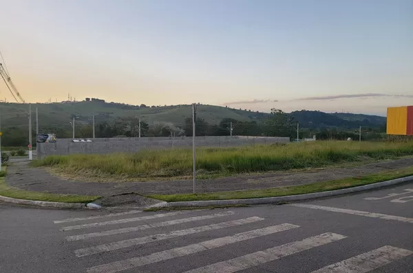 Terreno de 662m² - Foto 6