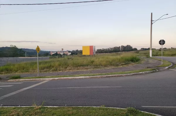 Terreno de 662m² - Foto 1