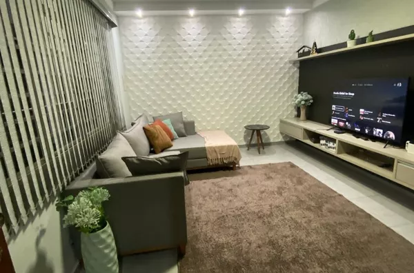 Casa com 3 quartos sendo 1 suíte 220m² - Foto 1