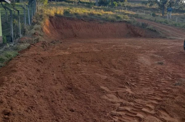 Terreno de 2.000m² - Centro em Lagoinha/SP - Foto 2