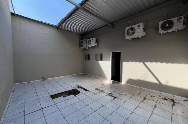 Ponto comercial 180m² de área total - Centro em Taubaté/SP - Foto 6