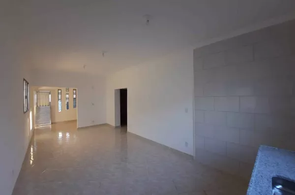 Casa 2 dormitórios, sendo 1 suíte, 95,53m² - Jardim Gurilândia em Taubaté /SP - Foto 4