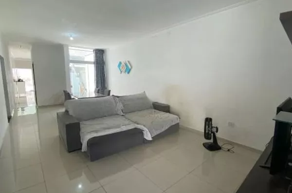 Casa com 3 quartos sendo 1 suíte - 159m² - Foto 2