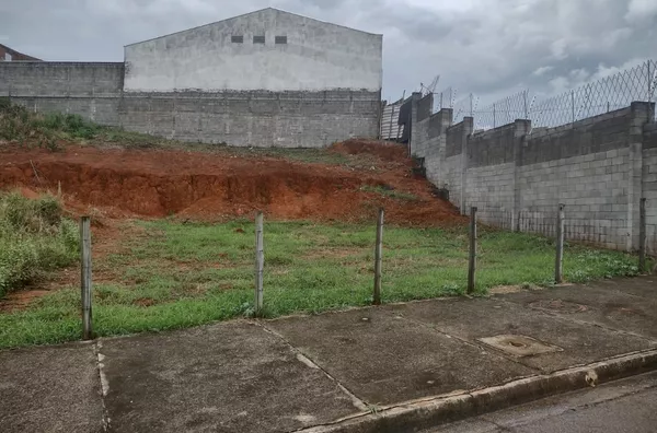 Terreno - Jardim Hípica Pinheiro, Taubaté/SP - Foto 1