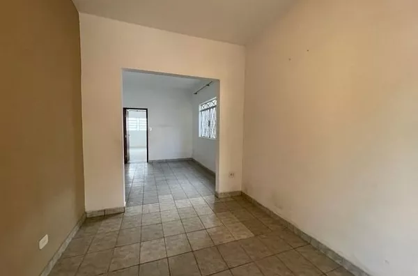 Casa com 2 quartos sendo 1 suíte - 130m² - Foto 5