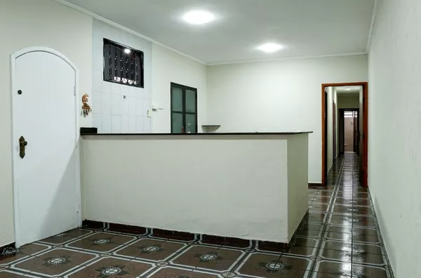 Casa com 3 quartos sendo 1 suíte - 153m² - Foto 2