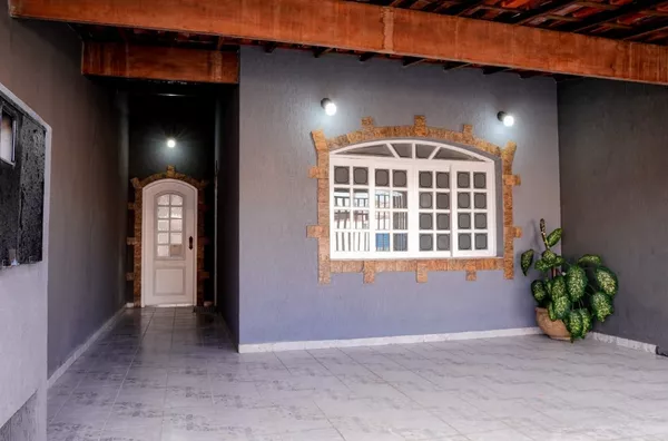 Casa com 3 quartos sendo 1 suíte - 153m² - Foto 1