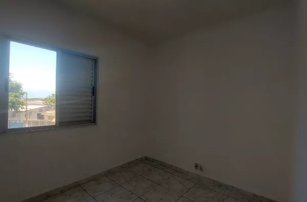 Apartamento com 3 dormitórios - 72m² - Foto 4