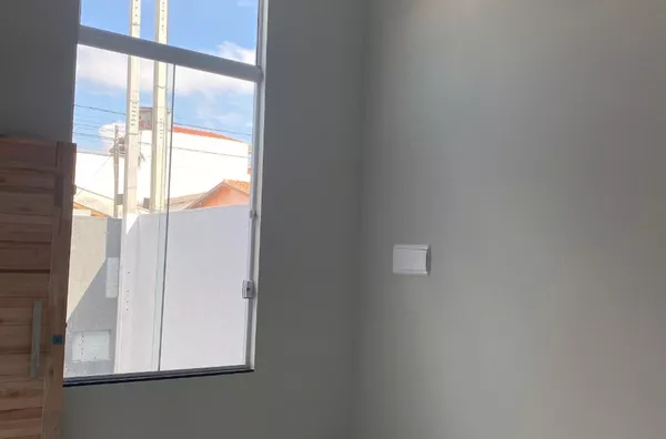 Casa para venda com 3 dormitórios sendo uma suíte. - Foto 2