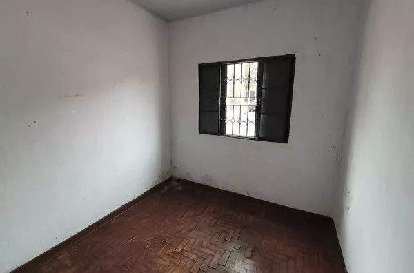 Casa em excelente localização com 60m²,  próximo a Av. do Povo em Taubaté. - Foto 3