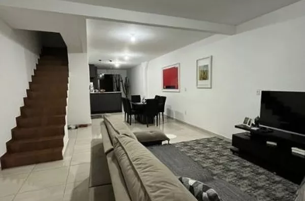 Casa com 3 quartos sendo 1 suíte - 190m² - Foto 2