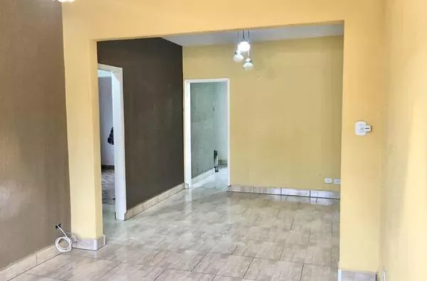 Casa com 2 dormitórios - 320m² - Foto 4
