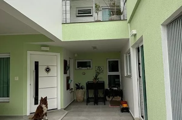 Sobrado com 3 dormitórios sendo 1 suíte 194m² - Foto 2