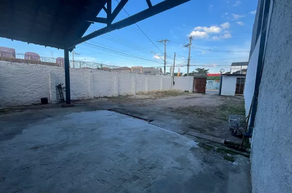 Galpão 300m² - Jabuticabeiras, Taubaté/SP - Foto 2