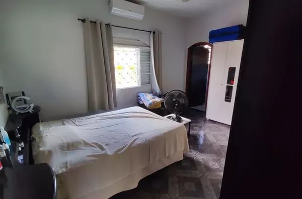 Casa 2 dormitórios - Parque São Cristóvão, Taubaté/SP - Foto 4