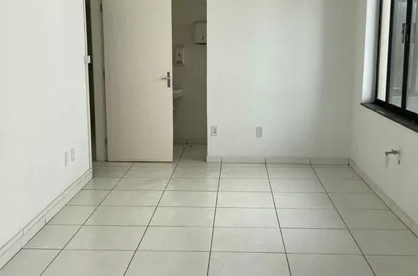 Prédio comercial com 500m² - Foto 4