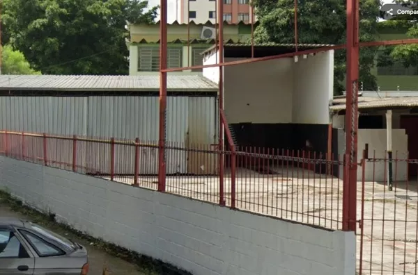 Ponto Comercial com 2 galpões - 608m² - Foto 4