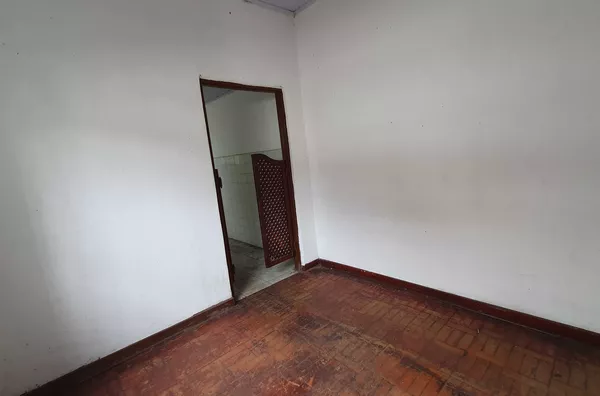 Casa em excelente localização com 60m²,  próximo a Av. do Povo em Taubaté. - Foto 6