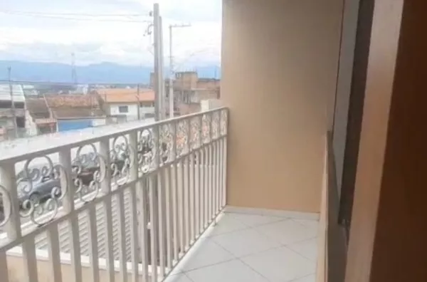 Casa com 2 dormitórios - 110m² - Foto 1