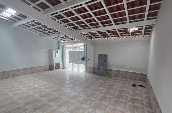Casa com 2 dormitórios - 180m² - Foto 2