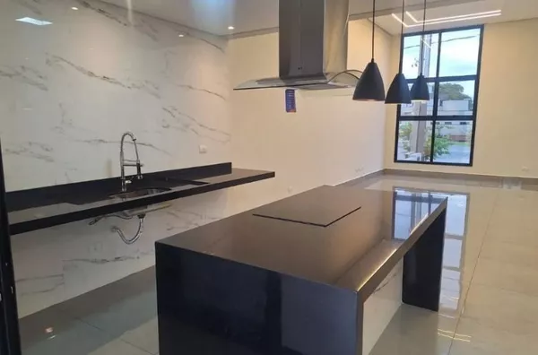 Casa com 3 quartos sendo 1 suíte - 177m² - Foto 1
