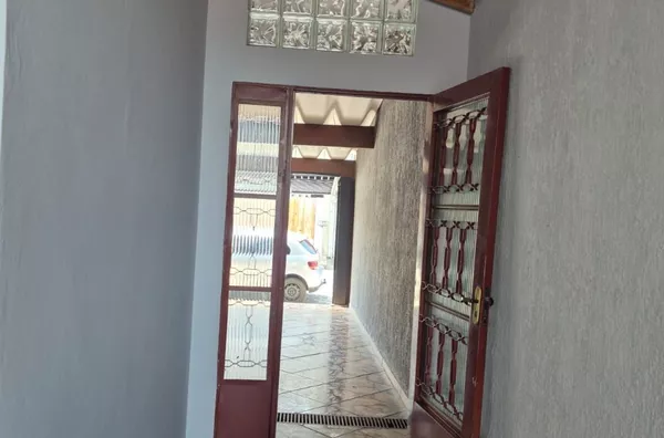 Casa com 2 quartos - 100m² - Foto 3