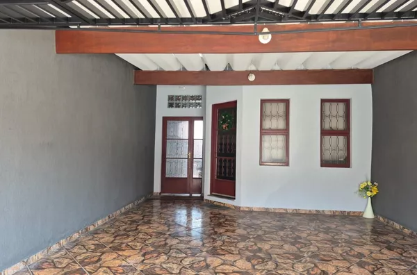 Casa com 2 quartos - 100m² - Foto 2