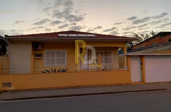 Casa a Venda no bairro Magalhães - Laguna, SC