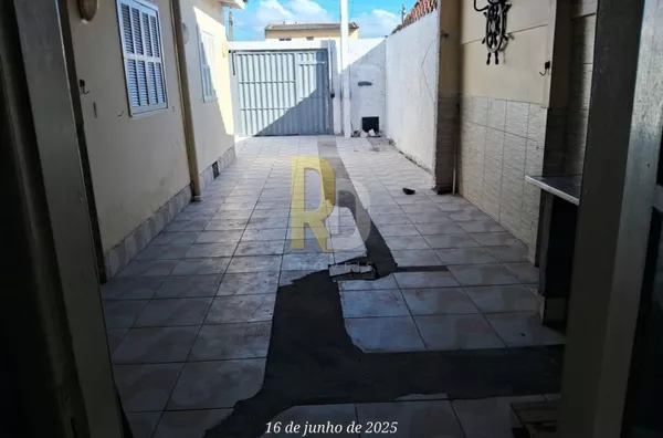 Casa a Venda no bairro Magalhães (Vila Vitória) - Laguna, SC