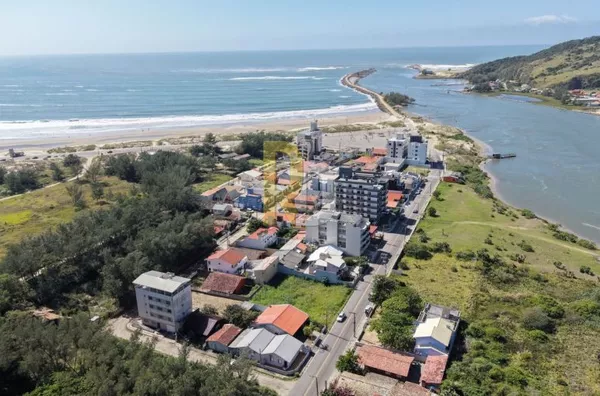 Terreno a Venda no bairro Mar Grosso - Laguna, SC