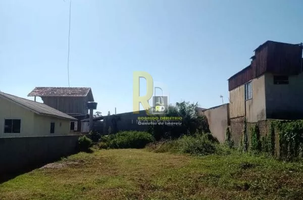 Terreno a Venda no bairro Barbacena - Laguna, SC