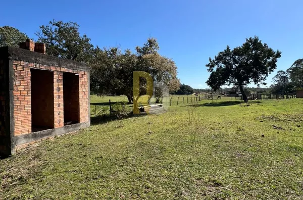 Terreno a Venda no bairro Barbacena - Laguna, SC