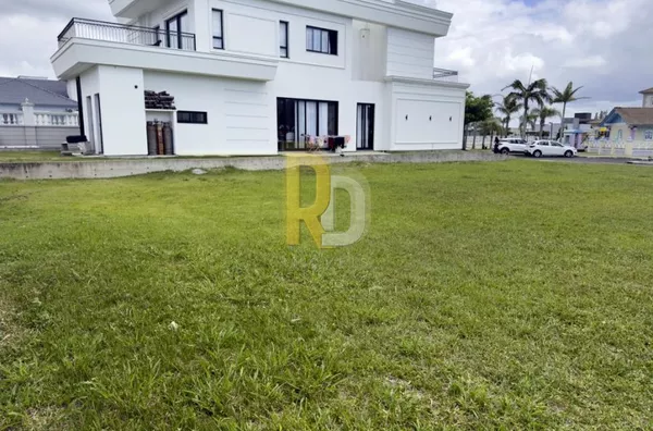 Terreno a Venda no bairro Praia do Gi - Laguna, SC