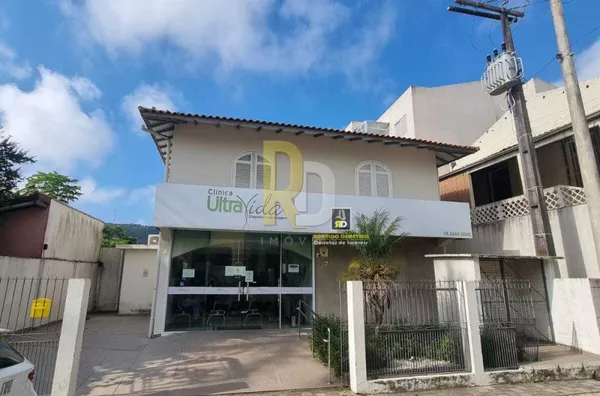 Casa a Venda no bairro Centro - Laguna, SC