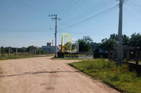 Terreno a Venda no bairro Barbacena - Laguna, SC