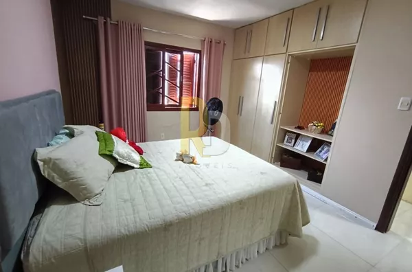 Casa a Venda no bairro Mar Grosso - Laguna, SC
