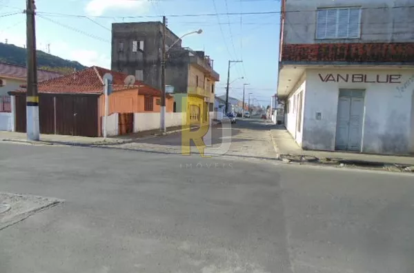 Terreno a Venda no bairro Mar Grosso - Laguna, SC