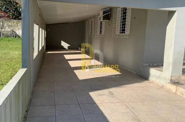 Casa a Venda no bairro Cabeçudas - Laguna, SC