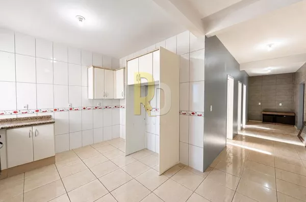 Casa para Aluguel no bairro Cabeçudas - Laguna, SC