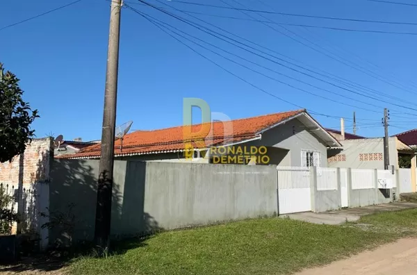 Casa a Venda no bairro Cabeçudas - Laguna, SC