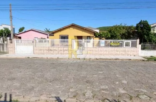 Casa a Venda no bairro Progresso - Laguna, SC