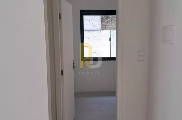 Sala Comercial para Aluguel no bairro Magalhães - Laguna, SC