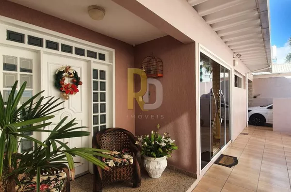 Casa a Venda no bairro Mar Grosso - Laguna, SC