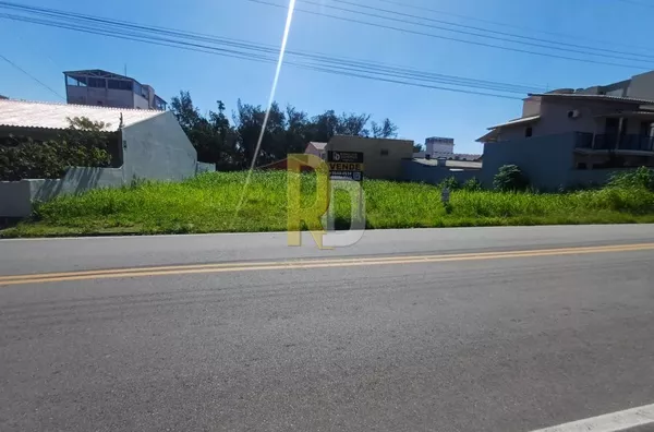 Terreno a Venda no bairro Mar Grosso - Laguna, SC