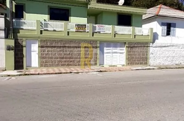 Casa a Venda no bairro Centro - Laguna, SC