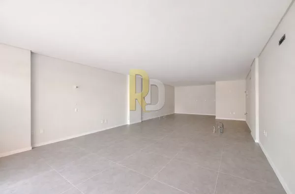 Sala Comercial a Venda no bairro Mar Grosso - Laguna, SC