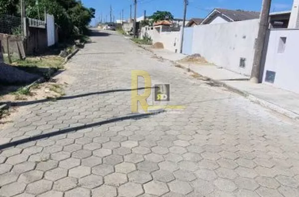Casa a Venda no bairro Cabeçudas - Laguna, SC