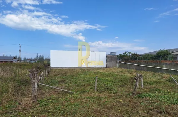 Terreno a Venda no bairro Praia do Sol - Laguna, SC